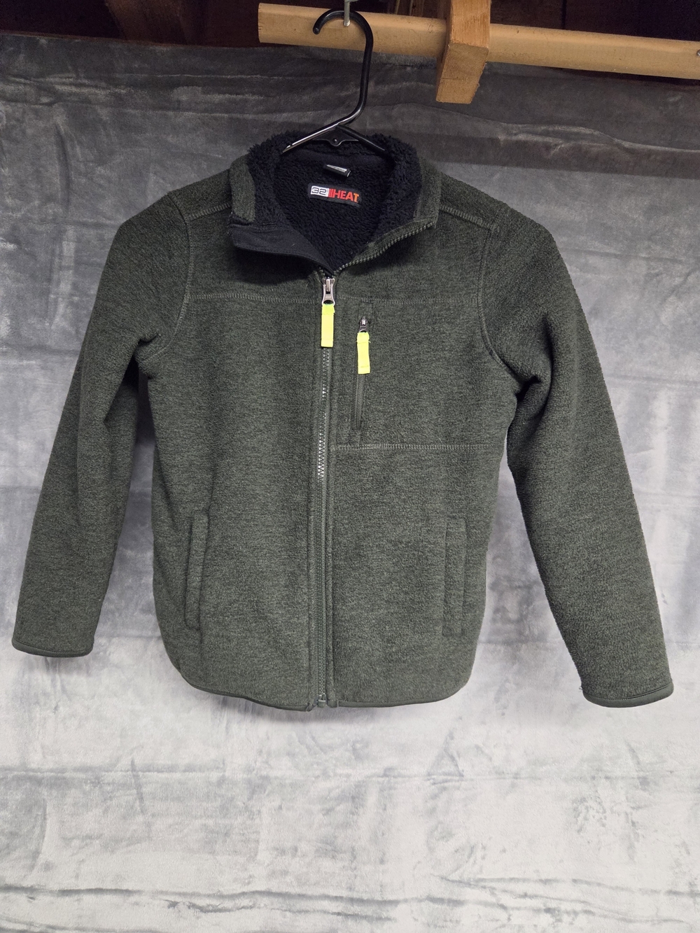 32 Degrees Kids Olive Green Fleece Jacket with Yellow Zipper Pulls